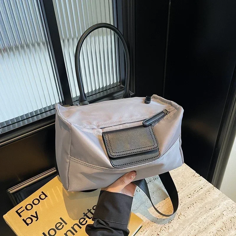 New Fashionable Large Capacity Single Shoulder Bag 2025 Casual Commuting Versatile High Quality Underarm Women\'s Crossbody Bag