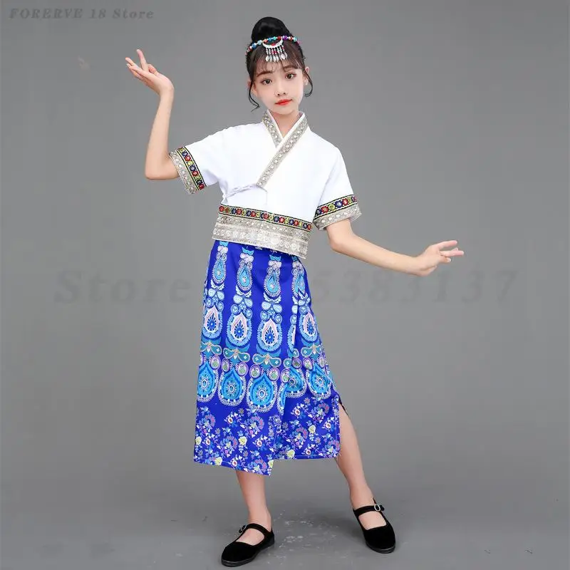 Etniczne dziecięce ubrania do tańca Tujia Zhuang Yi Dai kostiumy tybetańskie chłopiec dziewczyna tradycyjny mundur Dai letni strój Dai Cosplay