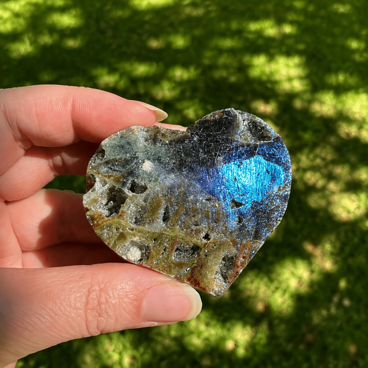 Aura Heart Shaped Crystal Slice, Iridescent Flash Druzy Quartz Heart Ornament, Crystal Decor, DIY Jewelry Making Accessory