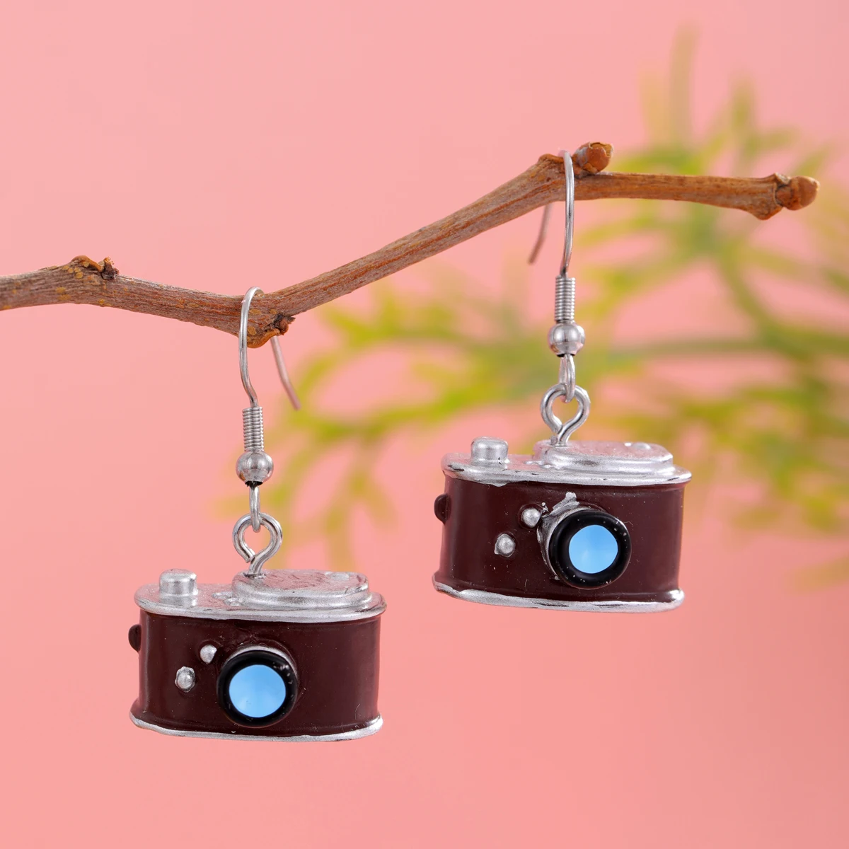 

Retro Cute Camera Earrings Interesting Special Resin Good Gift for People Who Like Photography Nostalgia