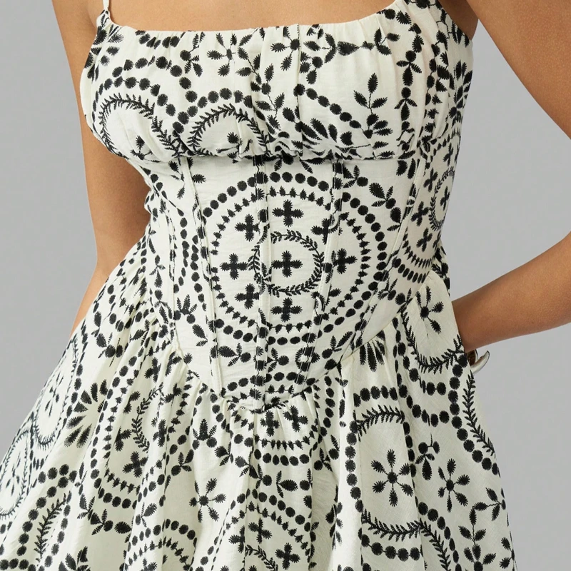 Losse lange mouwen kleurblokken zomer nieuwe dames jarretel vierkante hals knielengte modieuze en comfortabele jarreteljurken