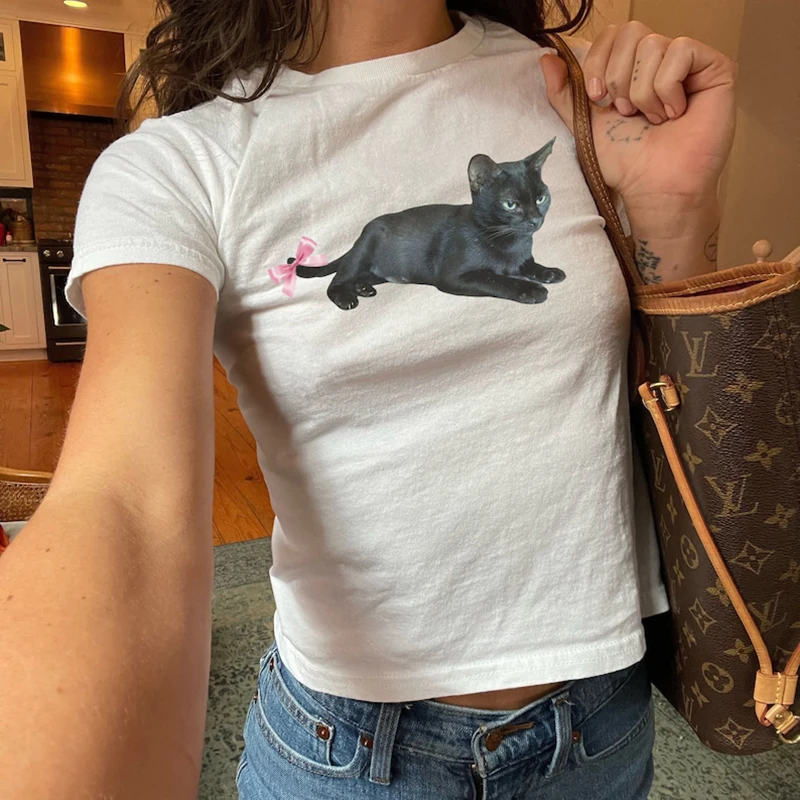 

Cat With Bow Preppy Baby Tee Coquette Clothing 90s Style Short Sleeve Tee For Women Aesthetic Clothing Cat lover Top Y2k T-shirt
