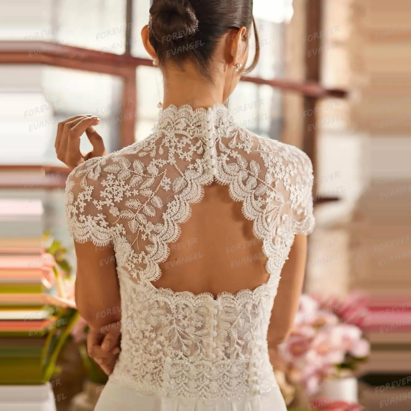 Abiti da sposa eleganti Abiti da sposa con collo alto da donna Abiti da sposa formali con maniche ad aletta Sweep Train Abiti da sposa personalizzati morbidi