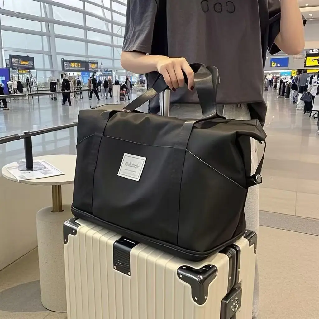 

Large Capacity Fashionable Lightweight Waterproof Travel Bag Multi-Functional Handheld Women's Clothing Bag for Business Trip...