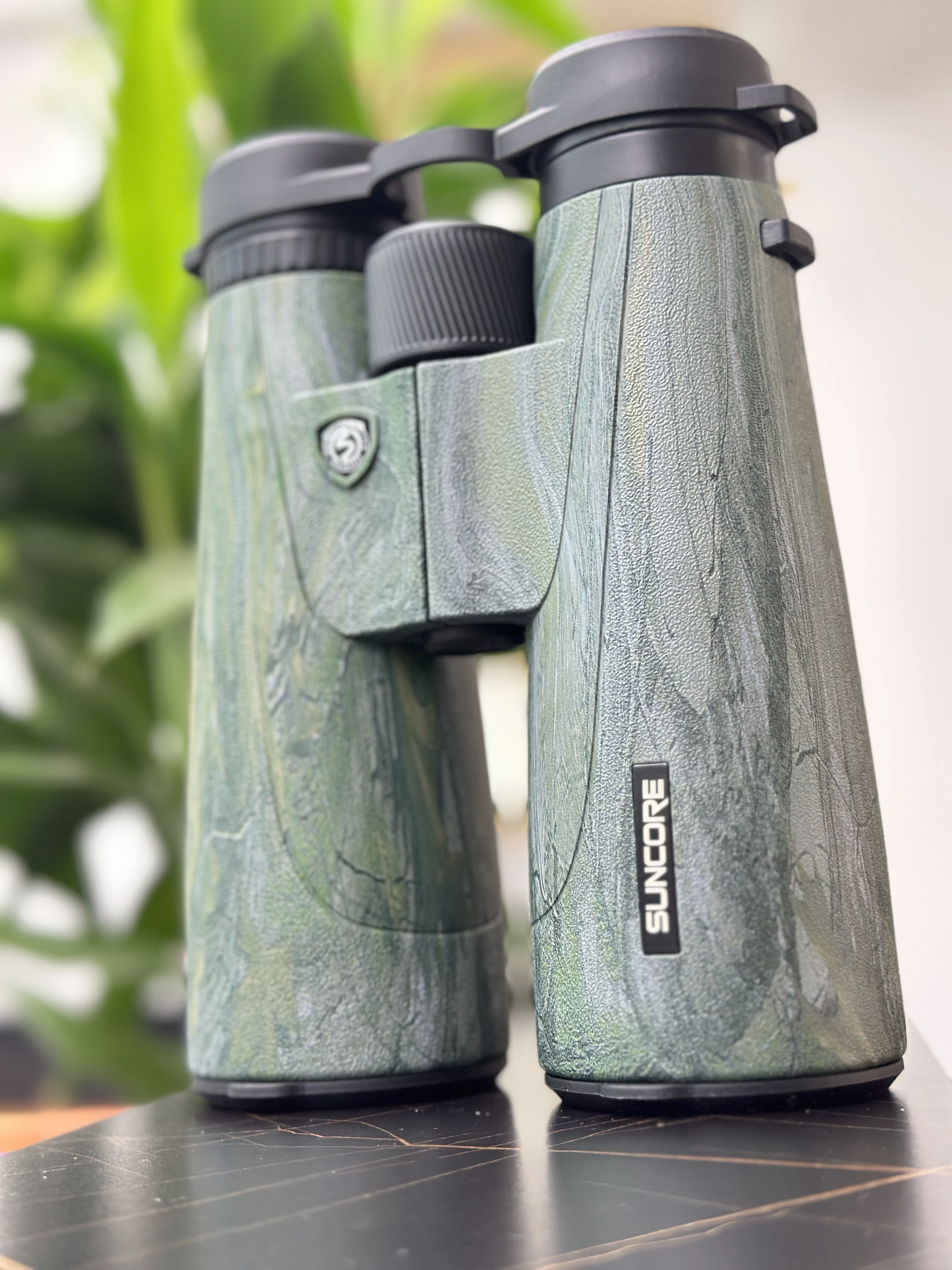 

SINCORE New Camouflage 10x50 L Binoculars - Premium HD Optics for Outdoor Adventures (Limited Time Offer!)