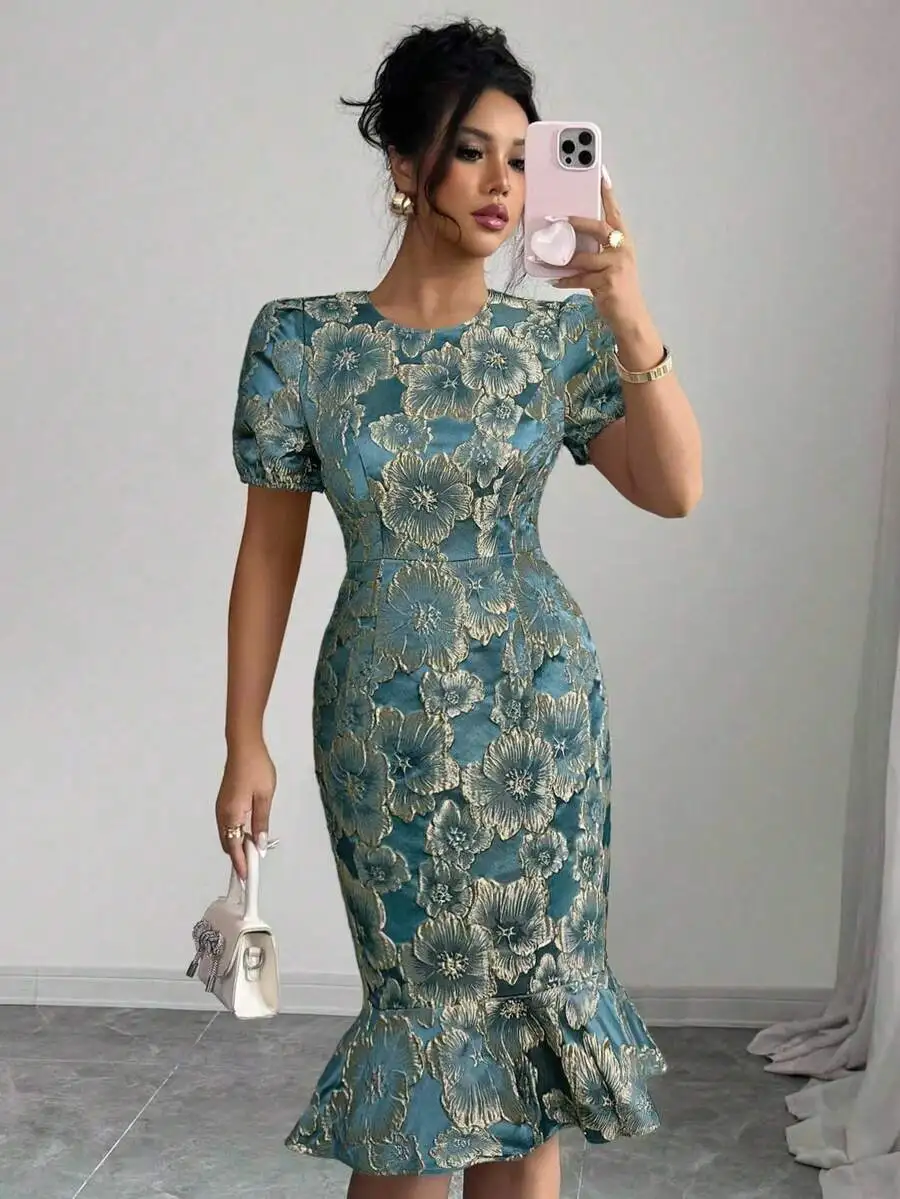 

Elegant Vintage Floral Jacquard Midi Dress With Puff Sleeve And Cinched Waist