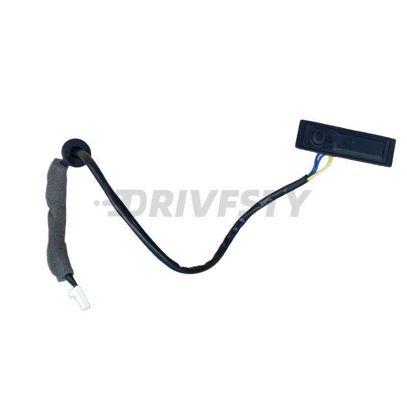 For Nissan Patrol Y62 INFINITI Z62 QX80 Tailgate Induction Switch 1pcs