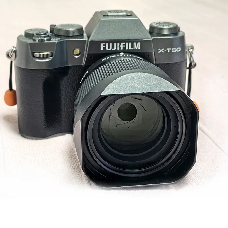 

Заменяет байонетную квадратную металлическую бленду LH-582-02 с металлической крышкой для Sigma18-50 F2.8 DC DN