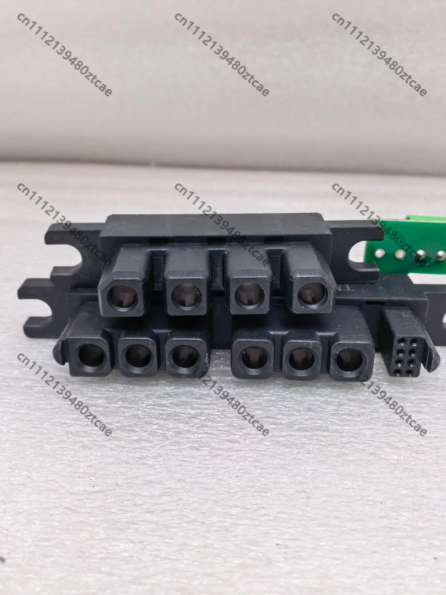 UR100040-SW UR100030-SW EV Charging Module Input Output Tail Plug Connector Replacement