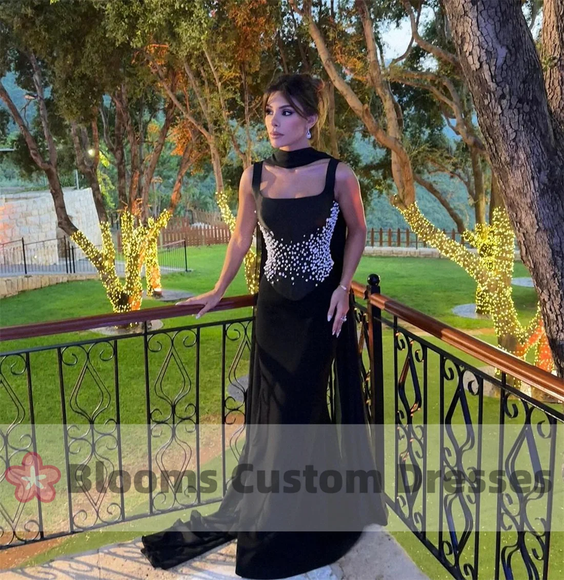 Vestidos de Noche negros con perlas de cuello cuadrado para mujer, chal de sirena elegante, vestido de fiesta Formal sin mangas, flores, bodas