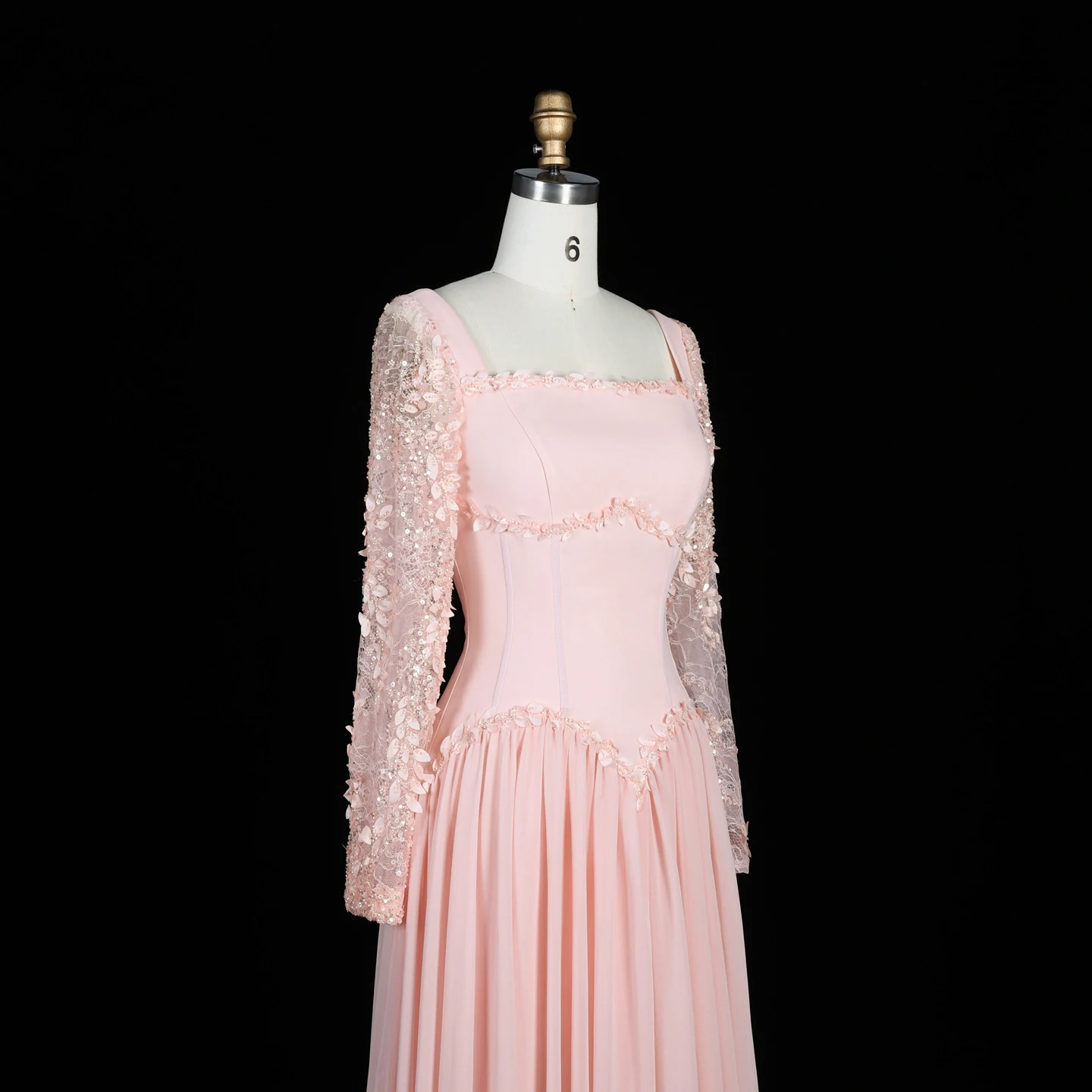 Sharon Said Luxuriöses Rosa A-Linien-Abendkleid mit Langen Ärmeln, Blumenverzierungen, Quadratischem Ausschnitt, Chiffon, Formelles Partykleid SF239 Maßanfertigung – Detail 11