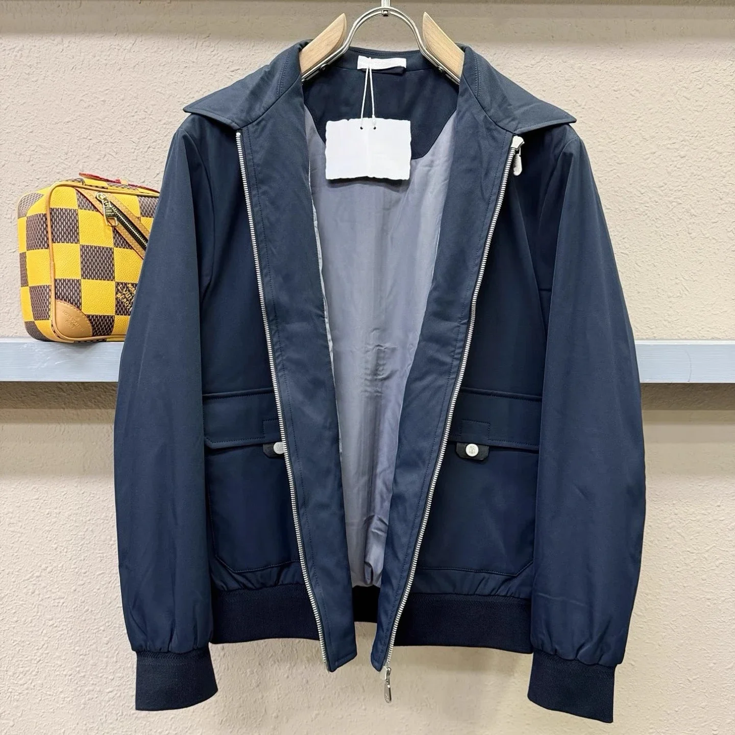 

BC Итальянская повседневная стеганая куртка Executive