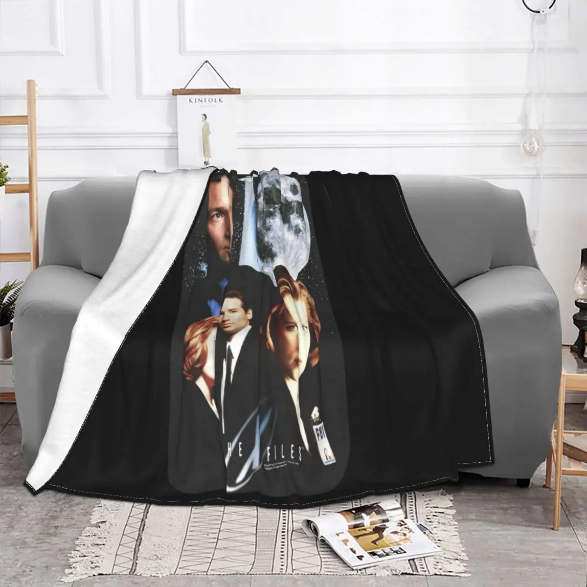 The X Files Many Moods Of Sculder Mens Ufo Moon Scully Mulder Duchovny Stylish Swag Unique Steampunk Throw Blanket