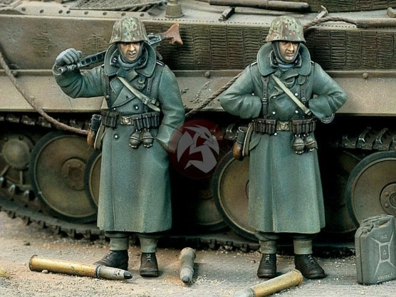 

1/35 Scale Diecast Resin Figure Model Kit German Infantry 2 Figures Unassembled Unpainted