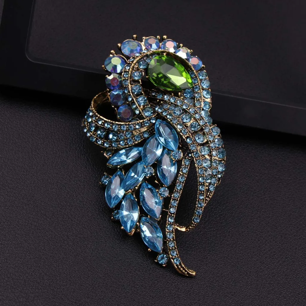 

Luxury Vintage Green Crystal Brooch Women's Fashion High-end Suit Dress Pin Accessories Gifts