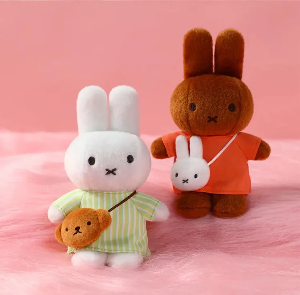 

Miffy Rabbit Doll Pendant Lovely Cartoon Ornament Stylish Bag Hanging Decor Perfect Birthday Gift for Festival Surprise Toys
