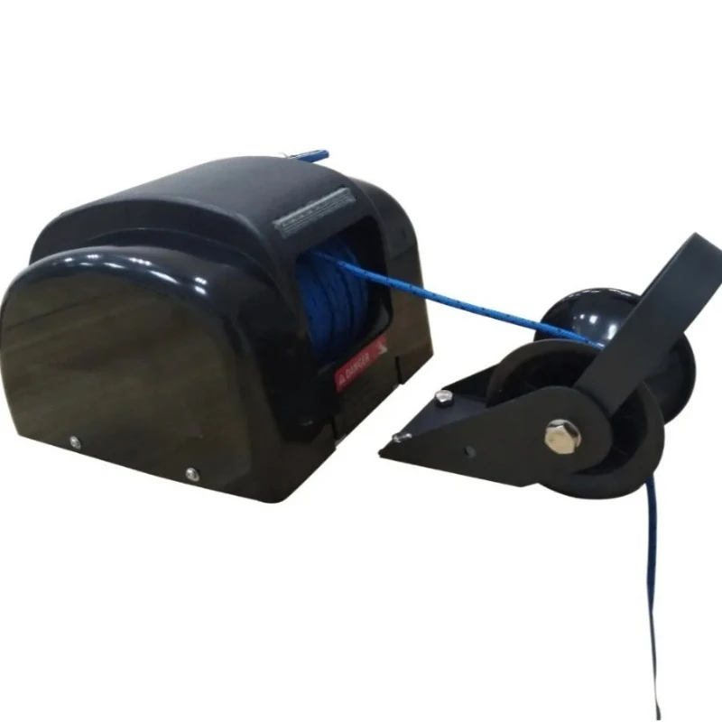 

12V electric anchor winch drum is suitable for automatic release of anchors in fresh water. For yacht vessels.