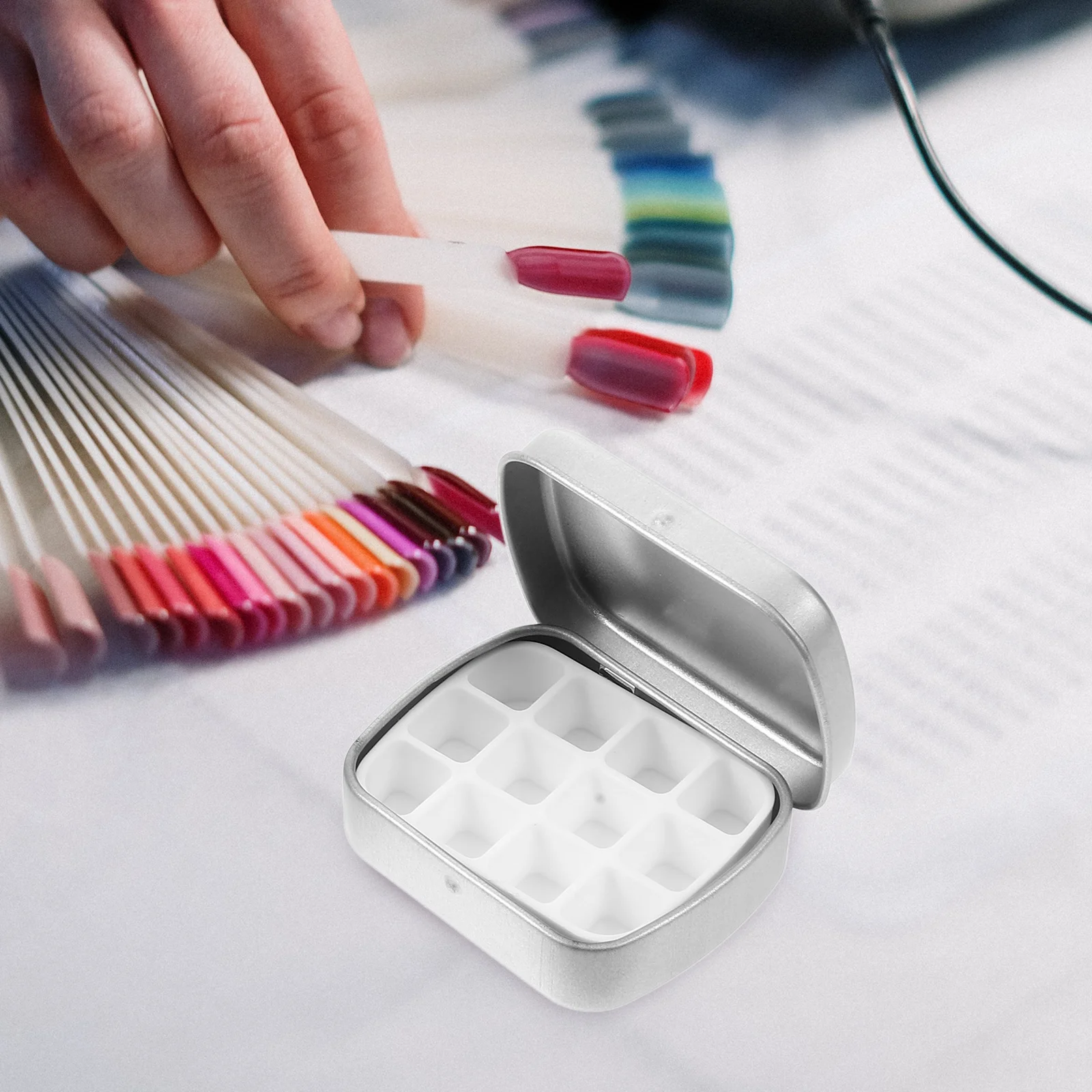 

Мини-коробка для хранения гель-лака для ногтей с отделениями, портативный утюг-органайзер, чехол для принадлежностей для дизайна ногтей, акварельная палитра для смешивания геля