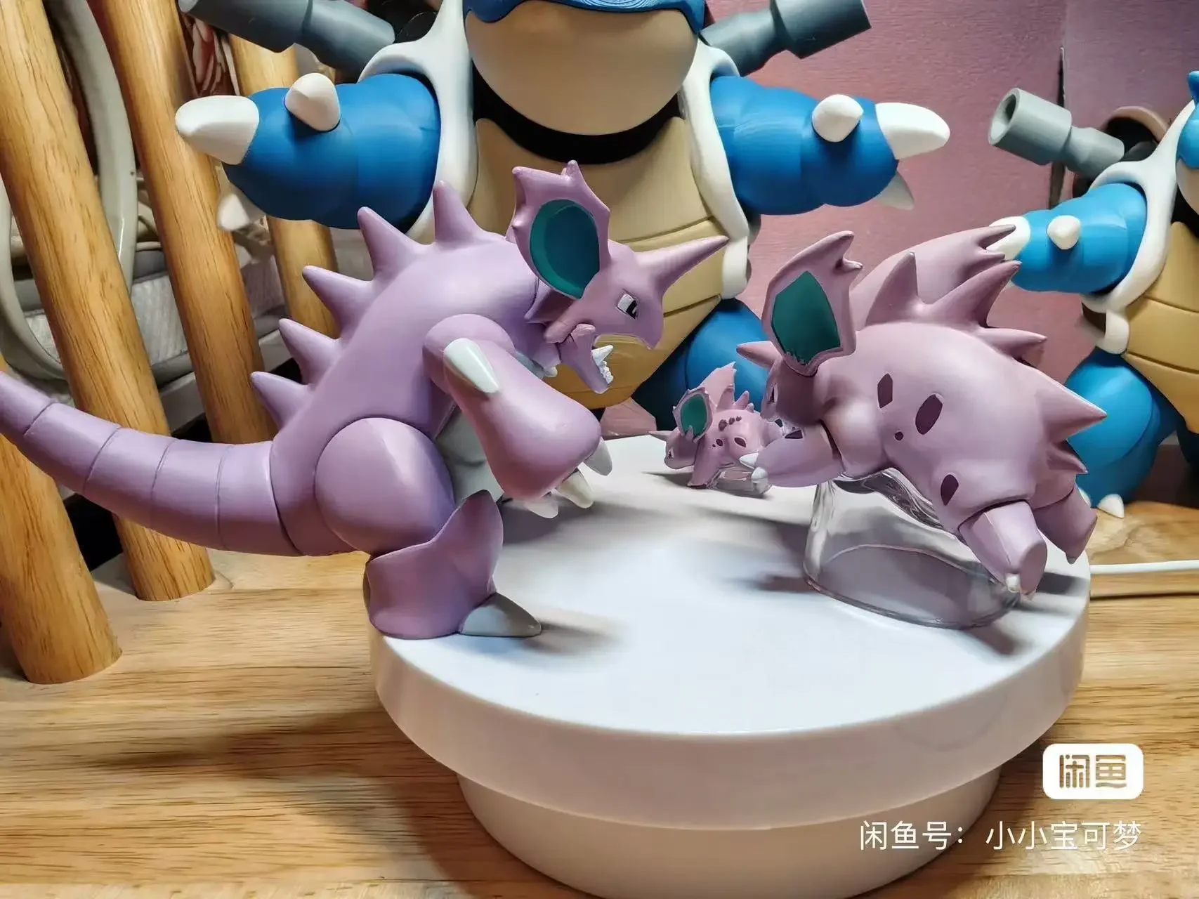 ของแท้ขนาดตํานานโลกของเอลฟ์ Nidoking Nidorino Nidoran น่ารัก Action Figure ของเล่นไม่มีกล่อง