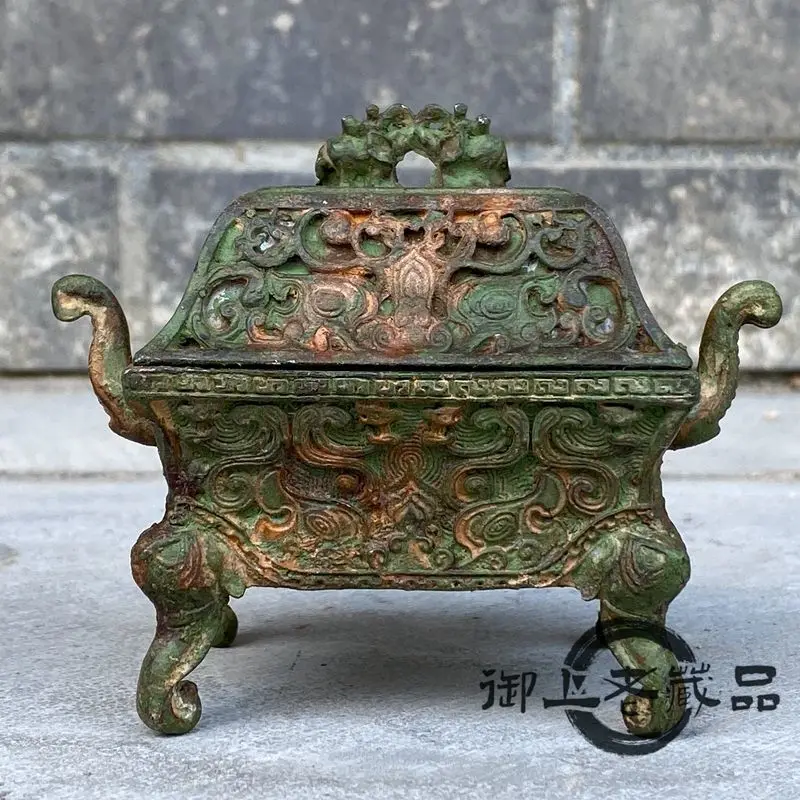 Four-legged elephant tripod double elephant ears copper furnace bronze green rust hand-carved beast