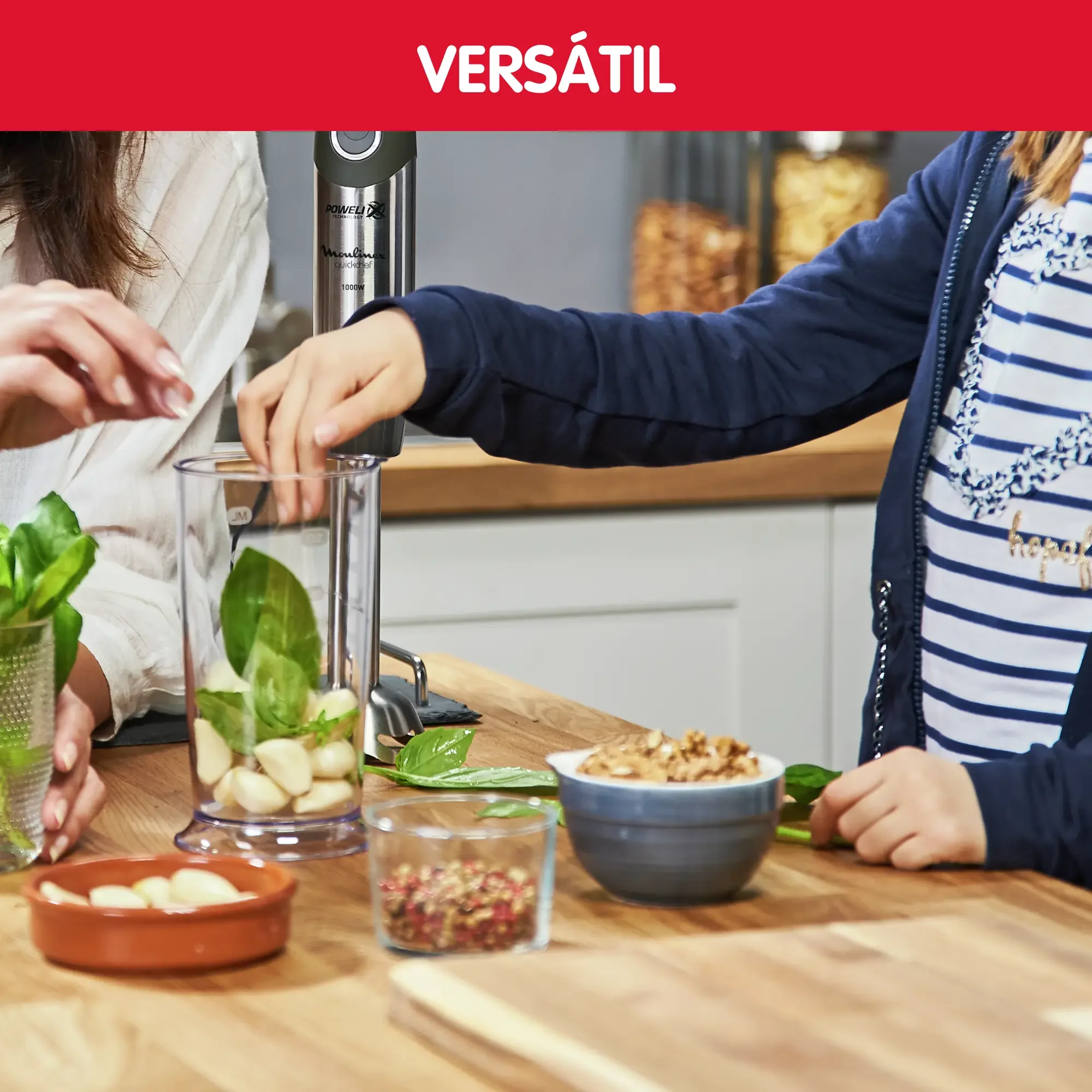 Moulinex QuickChef Hand Mixer Blender 1000 W with 10 Speed Settings, 3 Versatile Accessories including Chopper, Whisk, and Measuring Cup, Easy to Clean, Anti-Splash Dome for Efficient Food Preparation.