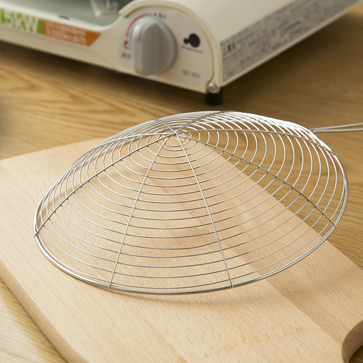 

1Pcs Stainless Steel Skimmer Strainer Long Handle Comfortable Grip Kitchen Mesh Sieve for Frying Pasta Spaetzle Noodles