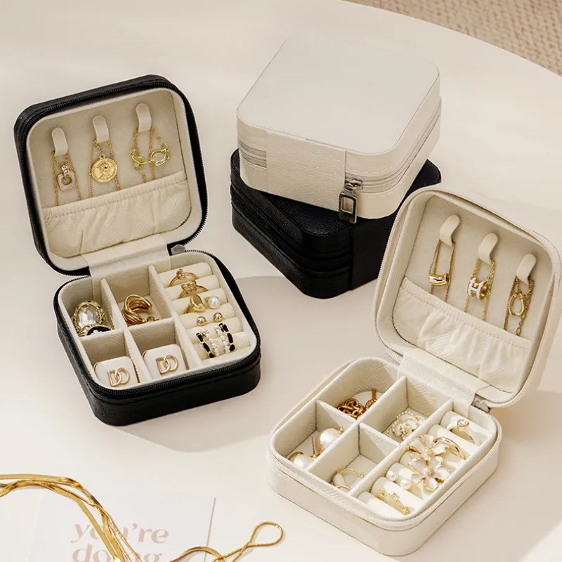 Mini Jewelry Storage Box Portable Travel Earrings Necklace Storage Case Women Ring Organizer Zipper Leather Jewelry Display Case