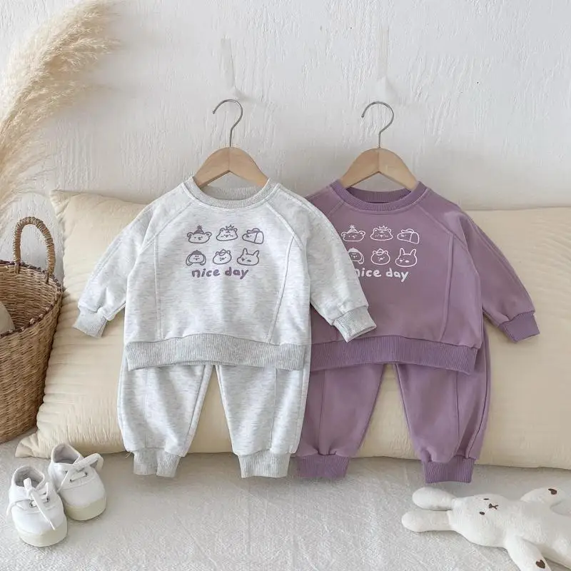 

2025 Осенний новый комплект одежды с длинными рукавами для малышей, милый свитшот с героями мультфильмов для девочек + спортивные штаны, костюм из 2 предметов, детская повседневная одежда для малышей
