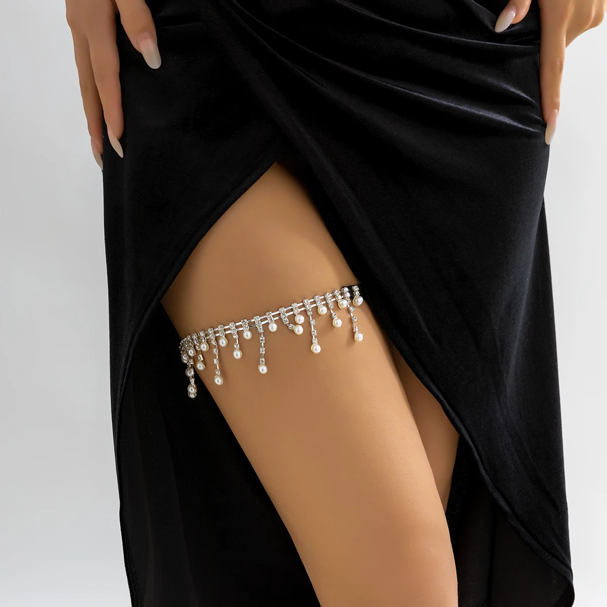 IngeSight.Z Sexy Full Rhinestones Imitation Pearl Tassel Leg Thigh Chain for Women Simple Adjustable Elastic Band Body Chain