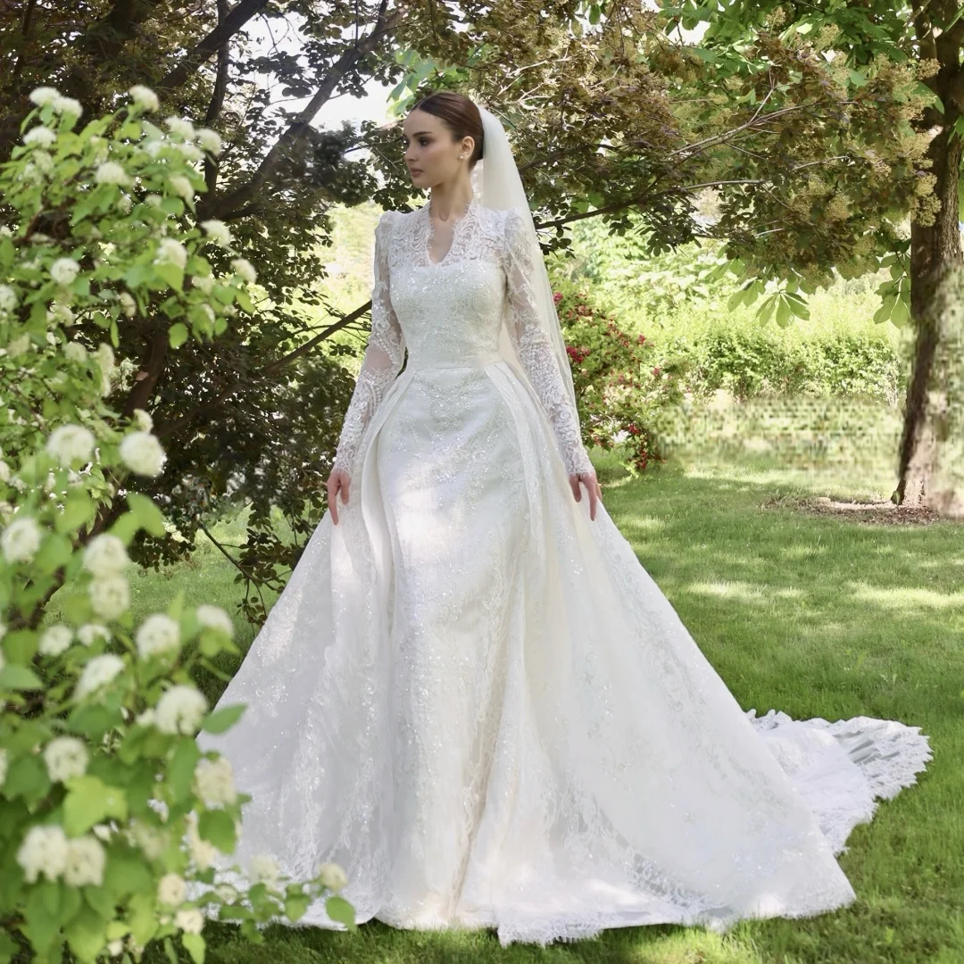 Modest White Wedding Dresses Lace Appliques Detachable Train Bridal Gown Long Sleeves Sequined robe de mariée Customized