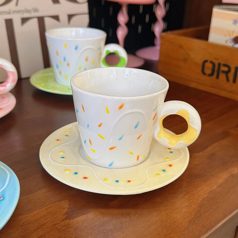 180ml Underglaze Color Relief Coffee Cup Plate Hand Drawn Candy Cute Creamic Flower Tea Cup Plate Sets Macaron Color Gift