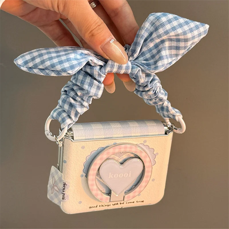 zflip7 Case Cute Magnetic heart stand Flip Phone Cases for For Samsung Z Flip 7 zflip6 5 Case with Blue checkered bow wristband