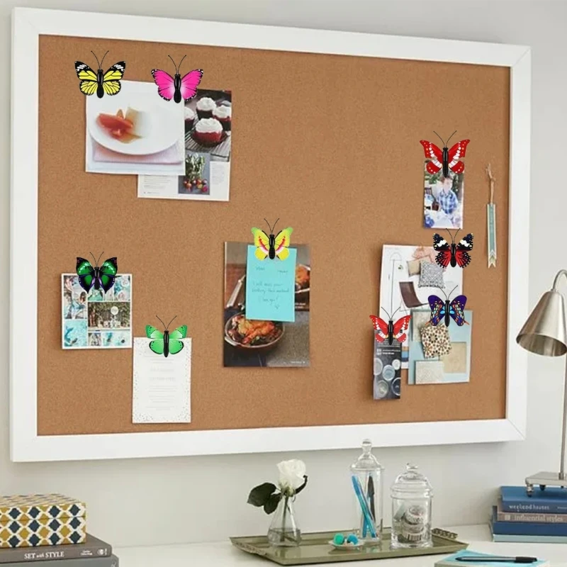 コルクボードマップと写真用のバタフライプッシュピンセット、カラフルなサムタックの盛り合わせ、装飾プッシュピン、50個