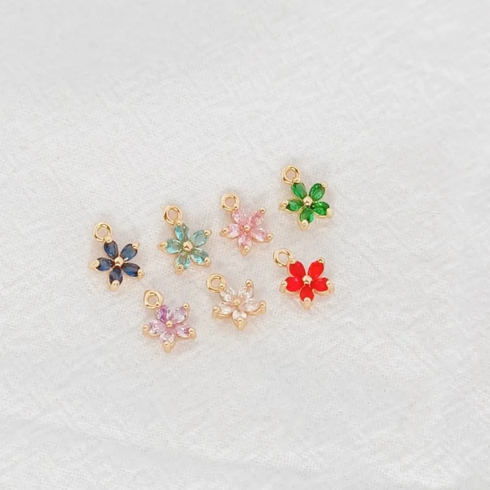 14K Gold-plated Micro-inlaid Zirconium Five-leaf Flower Pendant, DIY Mini Flower Pendant, Bracelet Accessory Material