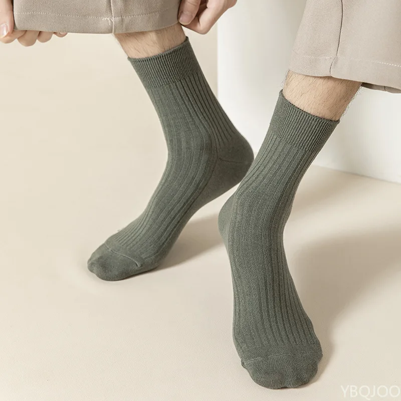 7 أزواج من الجوارب الرجالية المصنوعة من القطن الخالص المتوسطة للرياضة وامتصاص العرق ومنع الرائحة في الخريف والشتاء جميع الجوارب القطنية غير الرسمية