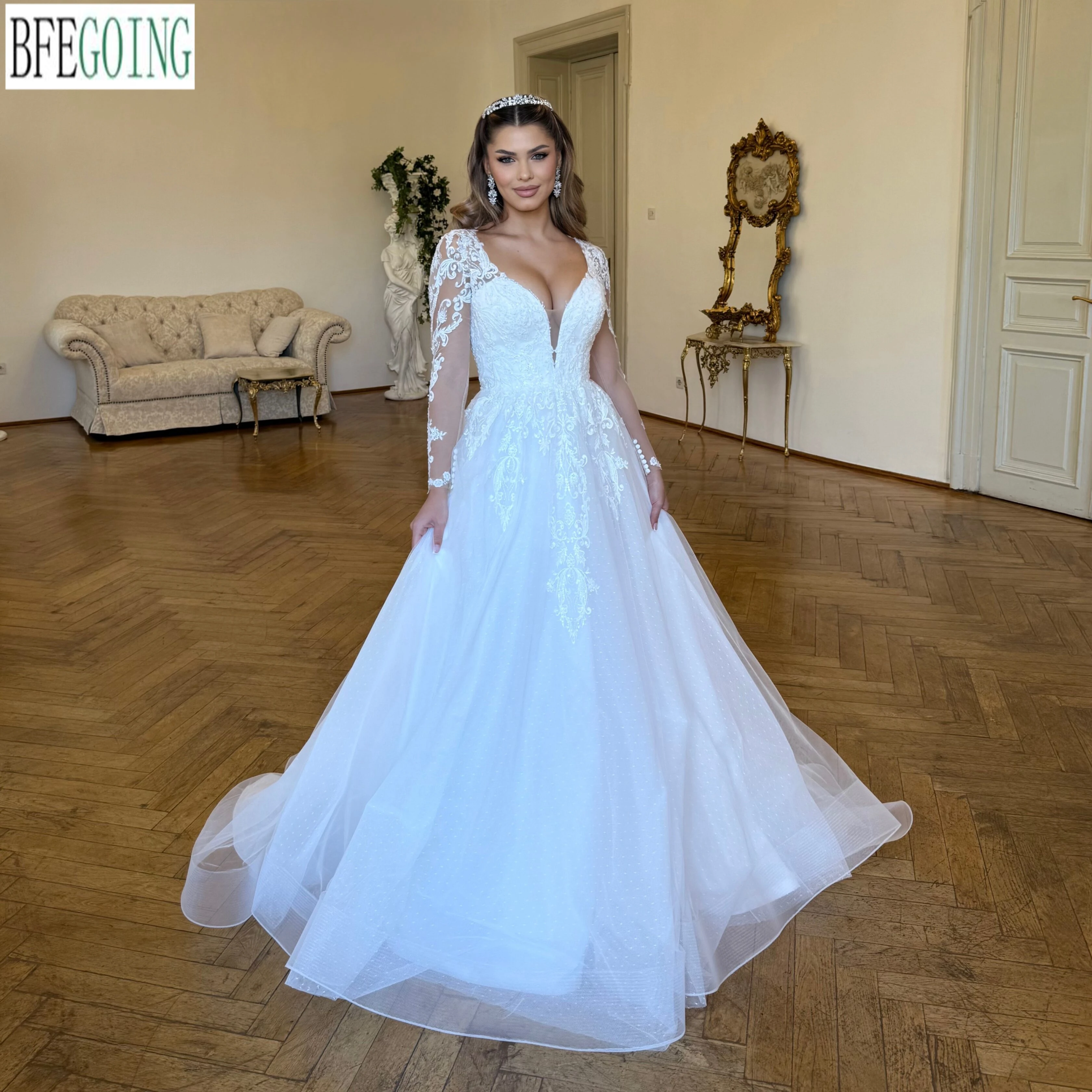 Long Sleeves Wedding Dresses Chapel Train Customized Floor-Length V-Neck A-Line Bridal Gowns
