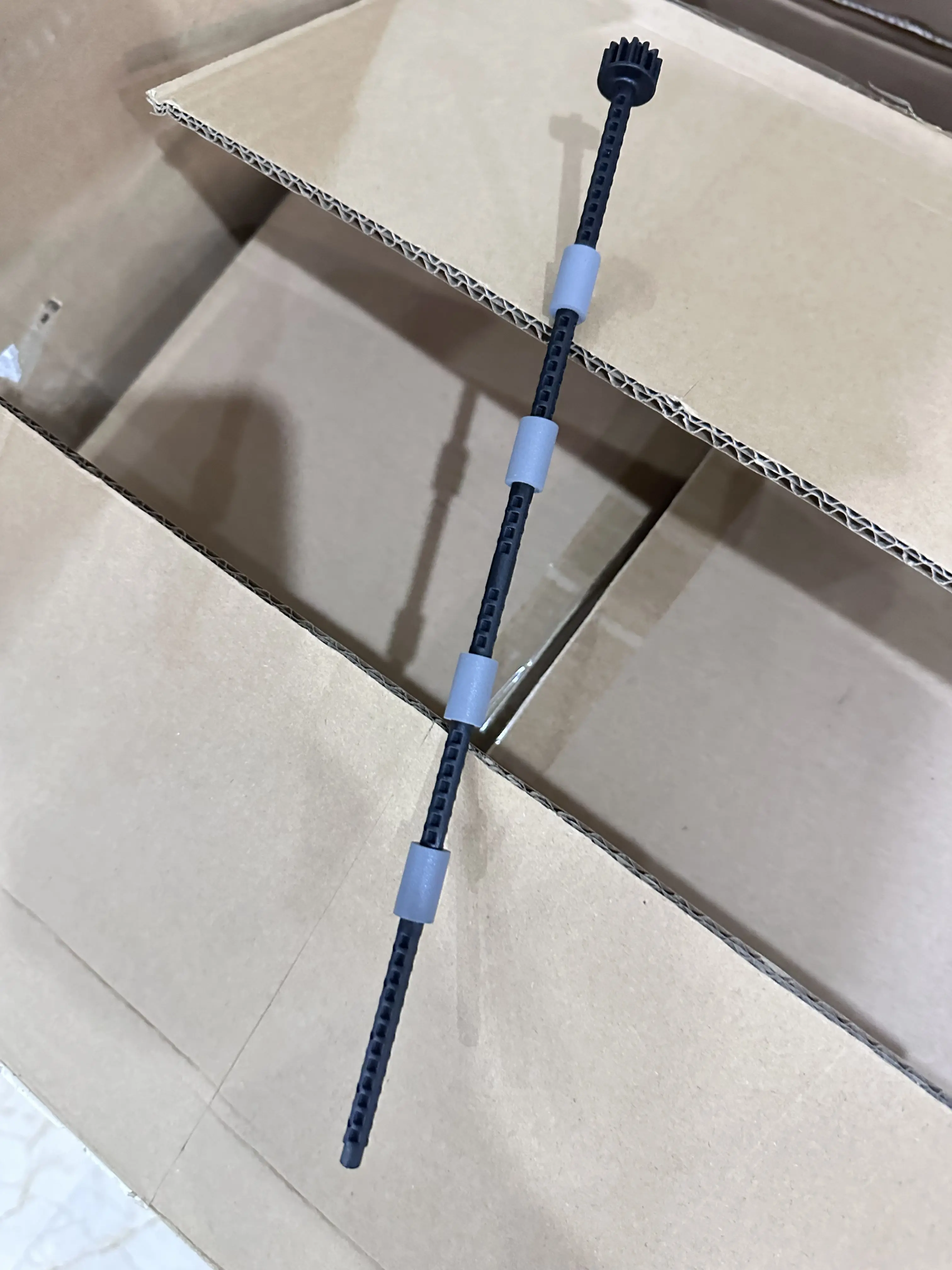 

1PCS Paper Exit Roller for BROTHER 2260 2560 L2260 L2300 L2305 L2315 L2320 L2360 7380 7480 7880 L2680 L2685 L2700 7080 L2500