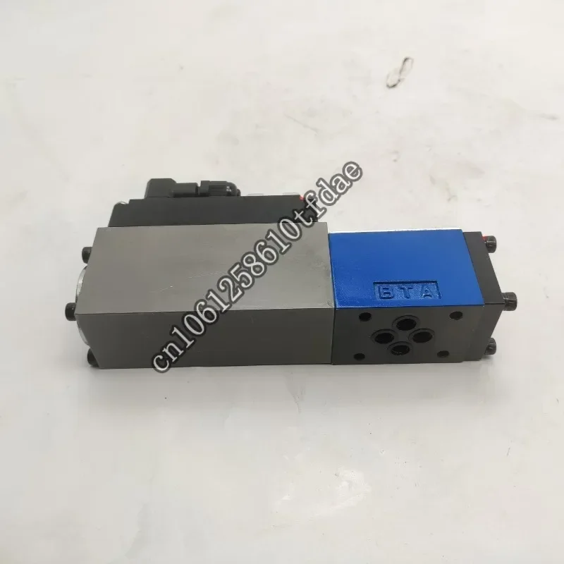 Re-xroth hydraulic valve 4WRPEH  10 C1 B0L-2X / G24K0  A1M (0811404821)  directional control