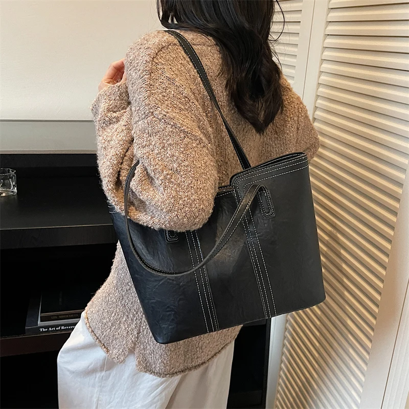 

Роскошная женская элегантная кожаная модная сумка через плечо Высококачественная дизайнерская сумка через плечо для стильной городской повседневной моды