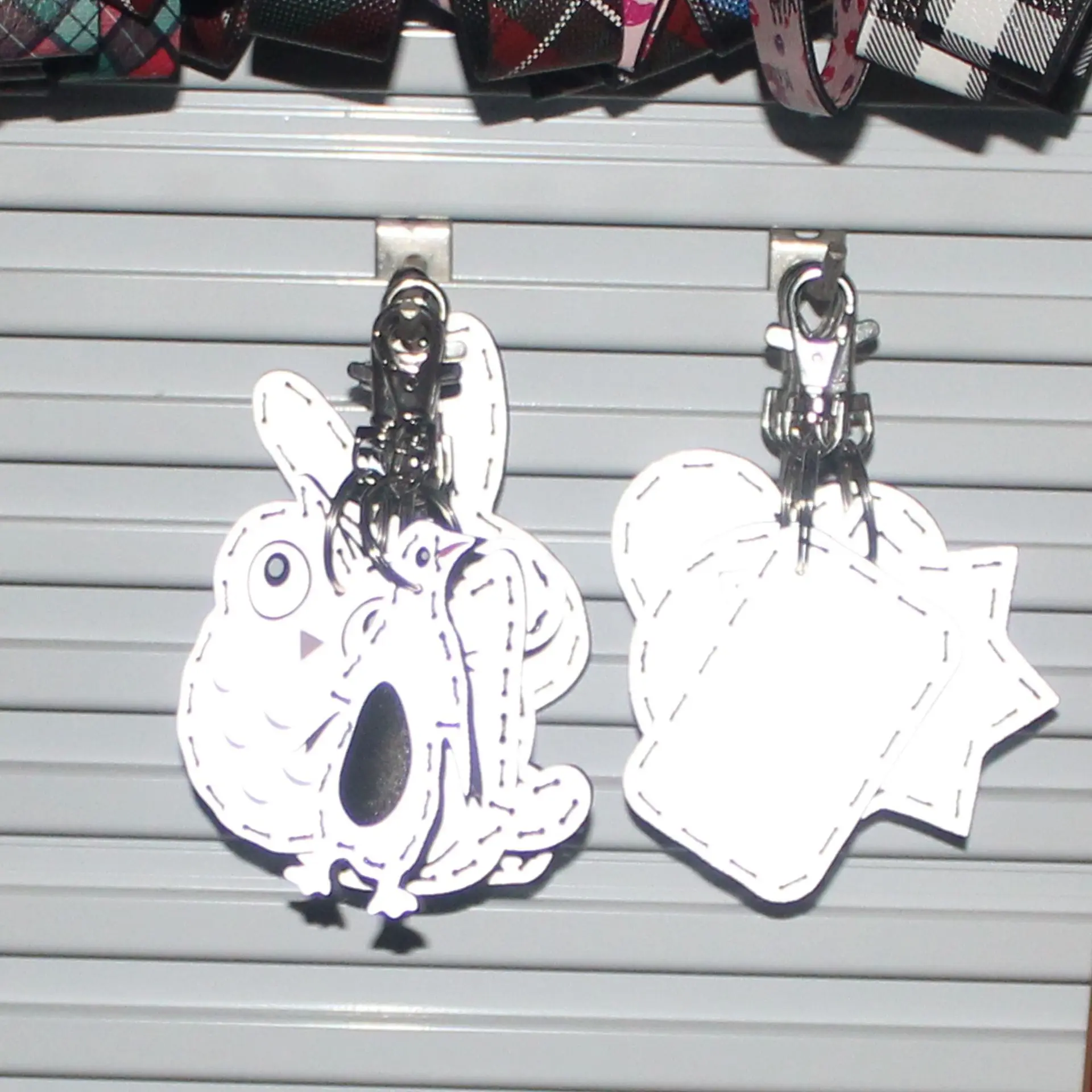 Night Light Reflective Leather Pendant Geometry Love Round Rectangle Filled Cotton Pad Stitch Keychain