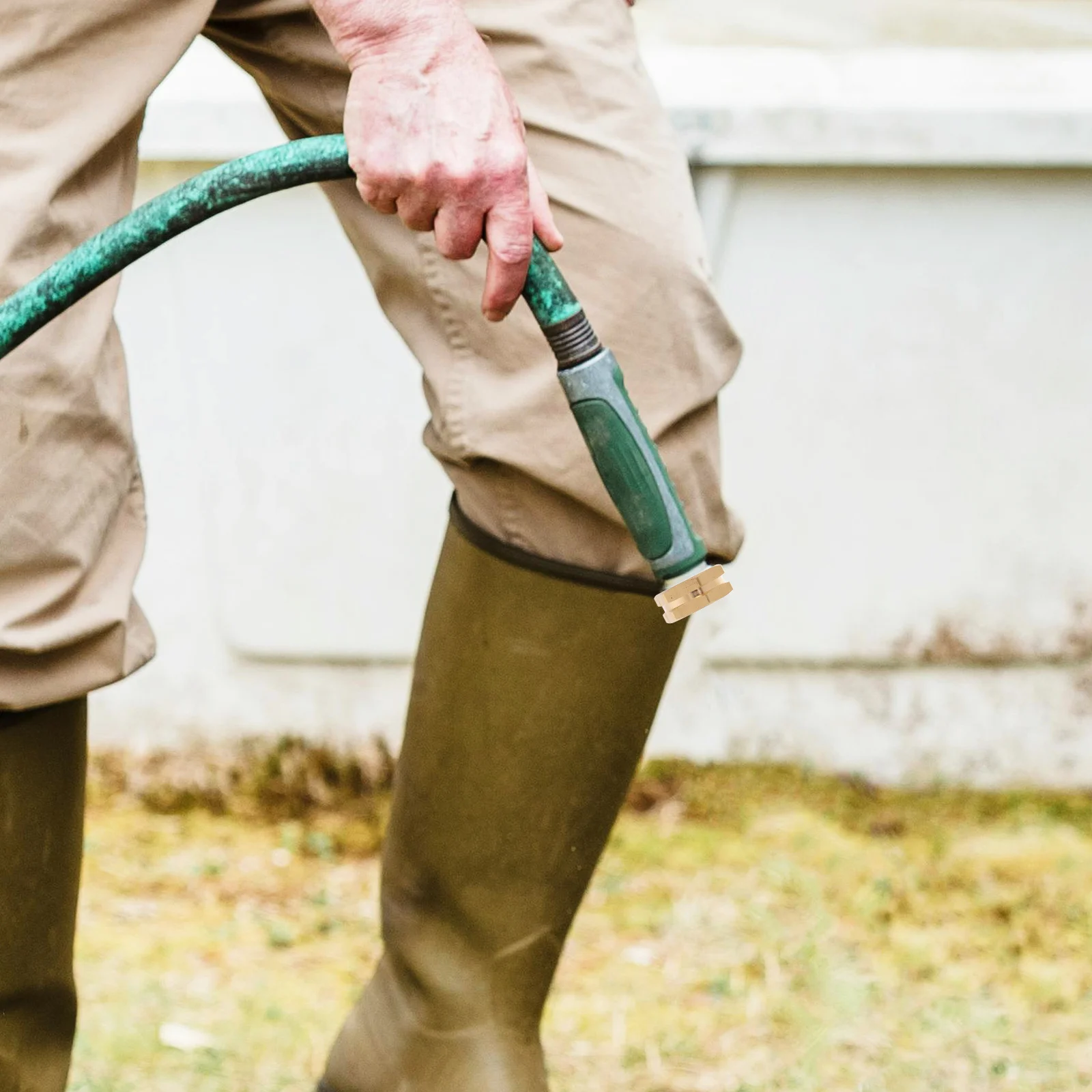 

2Pcs Garden Hose End Caps Brass Female Thread Leakproof Hose Plugs Outdoor Water Faucet Cap Outdoor Faucets Drain Valve End Caps