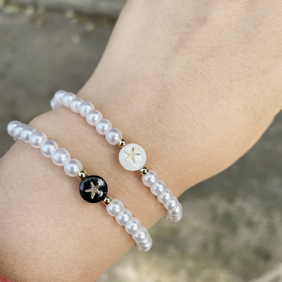 

Handmade Sea Star Women Bracelets For Party Birthday Gifts Elastic String White Beads Goddess Girls Bracelets Wholesale