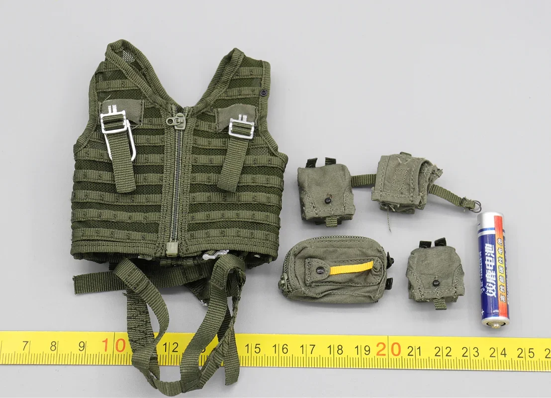 

MA80170 1/6 Scale Soldier Chest Hanging Vest Model for 12'' DID Pilot Captain