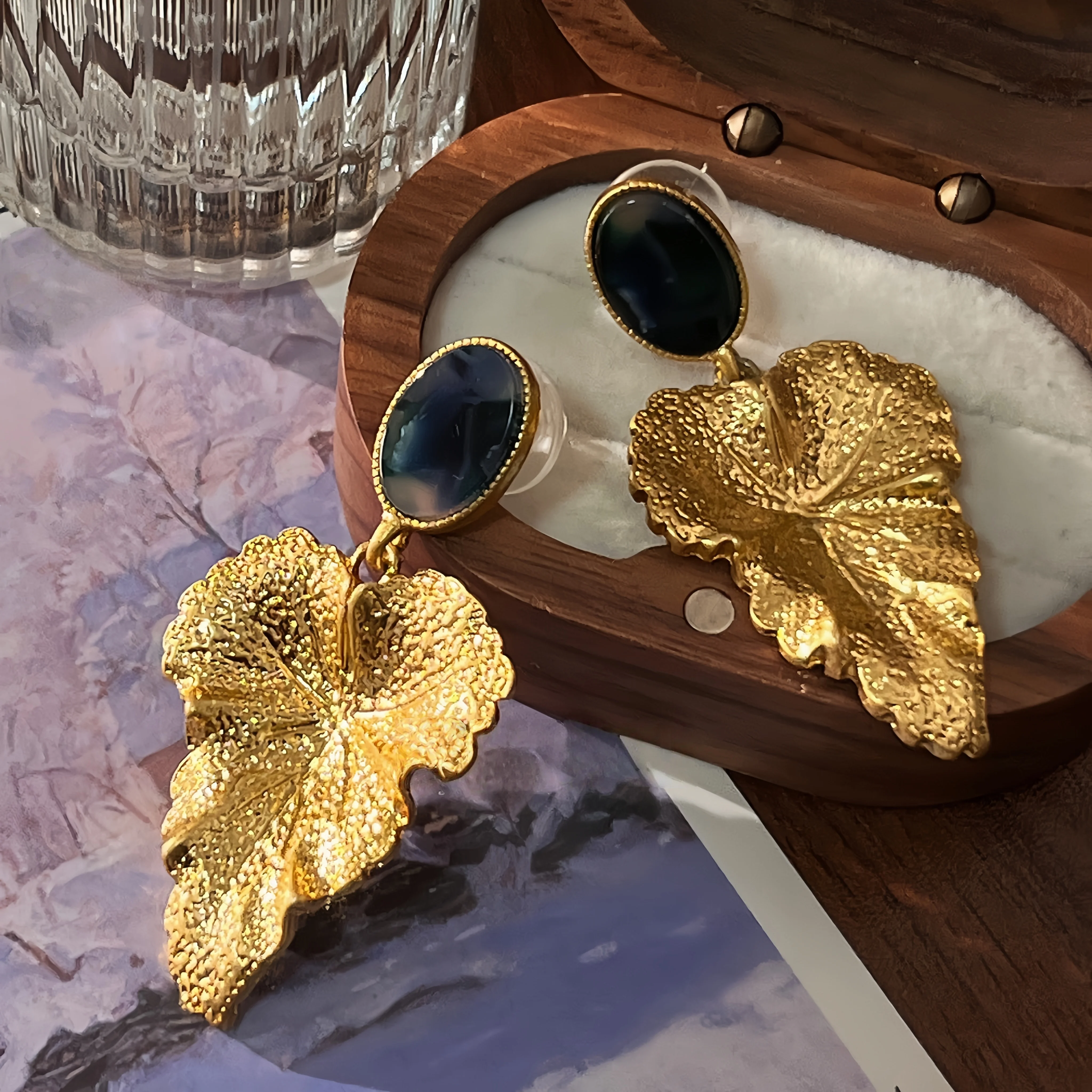

High-end, unique and fashionable earrings