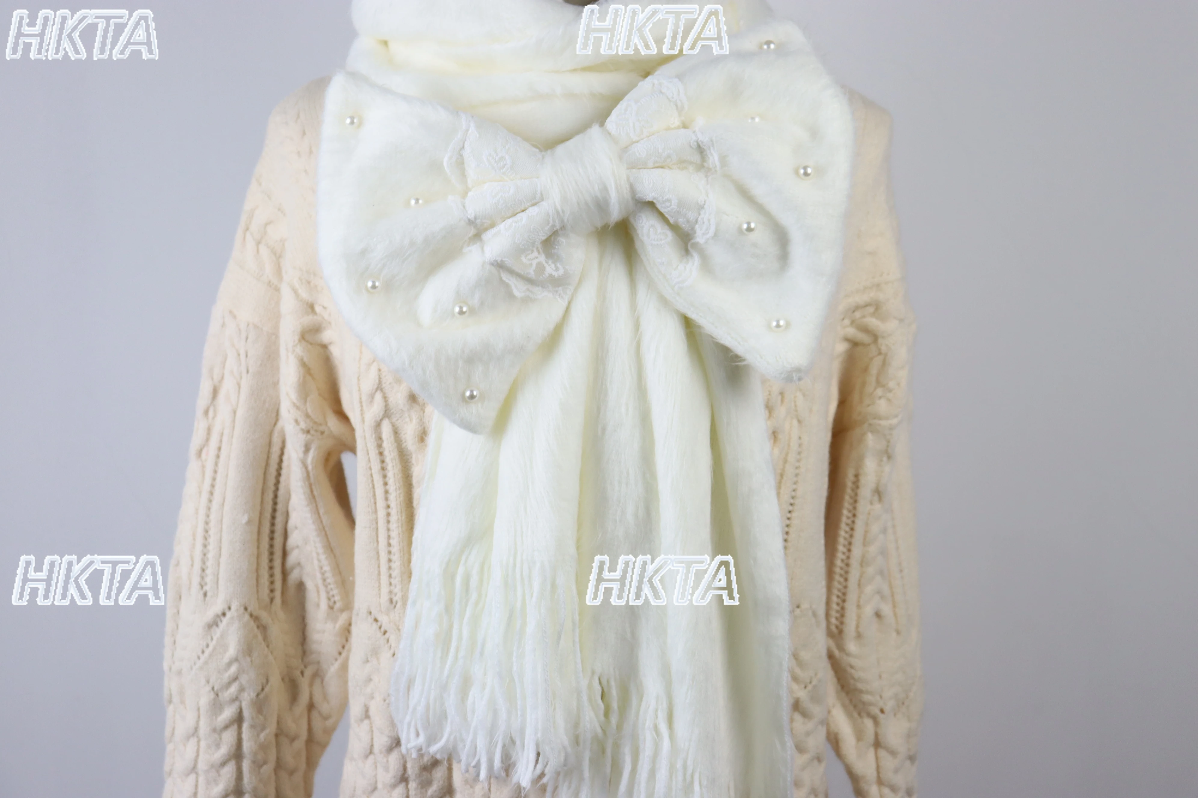 

Sweet Bow Scarf Women Japanese Style Winter Warm Solid Color Kawaii Cute Lolita Shawl Thickened Warm Fluffy Scarves Dual-use