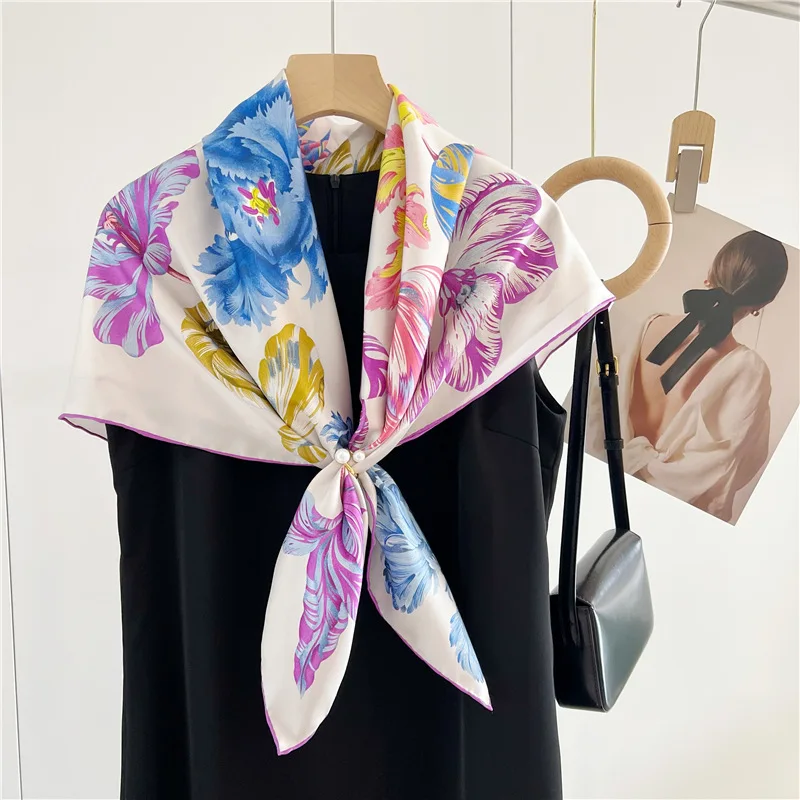 14mm 100% Silk Bandana Scarf Neckerchief 2022 Winter Popular Print Large Square Silk Shawl Cape Echarpe 35\