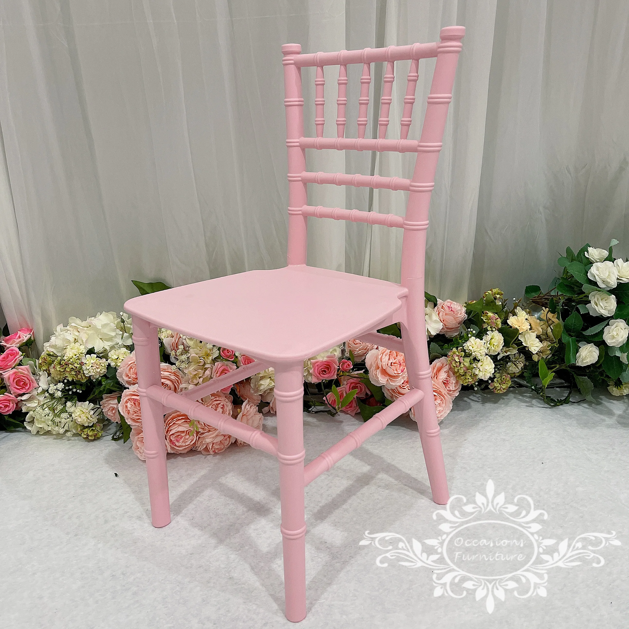 popular-pink-plastic-chiavari-kids-children-furniture-chairs-for-kids-dinning-chair-birthday-party-events-chairs