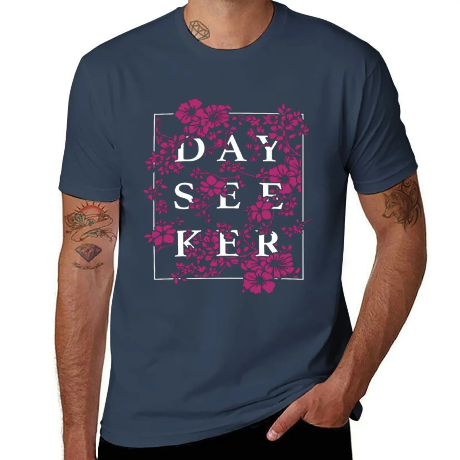 

DAYSEEKER BAND DAYSEEKER Merch T-Shirt Summer Casual Loose T-Shirt