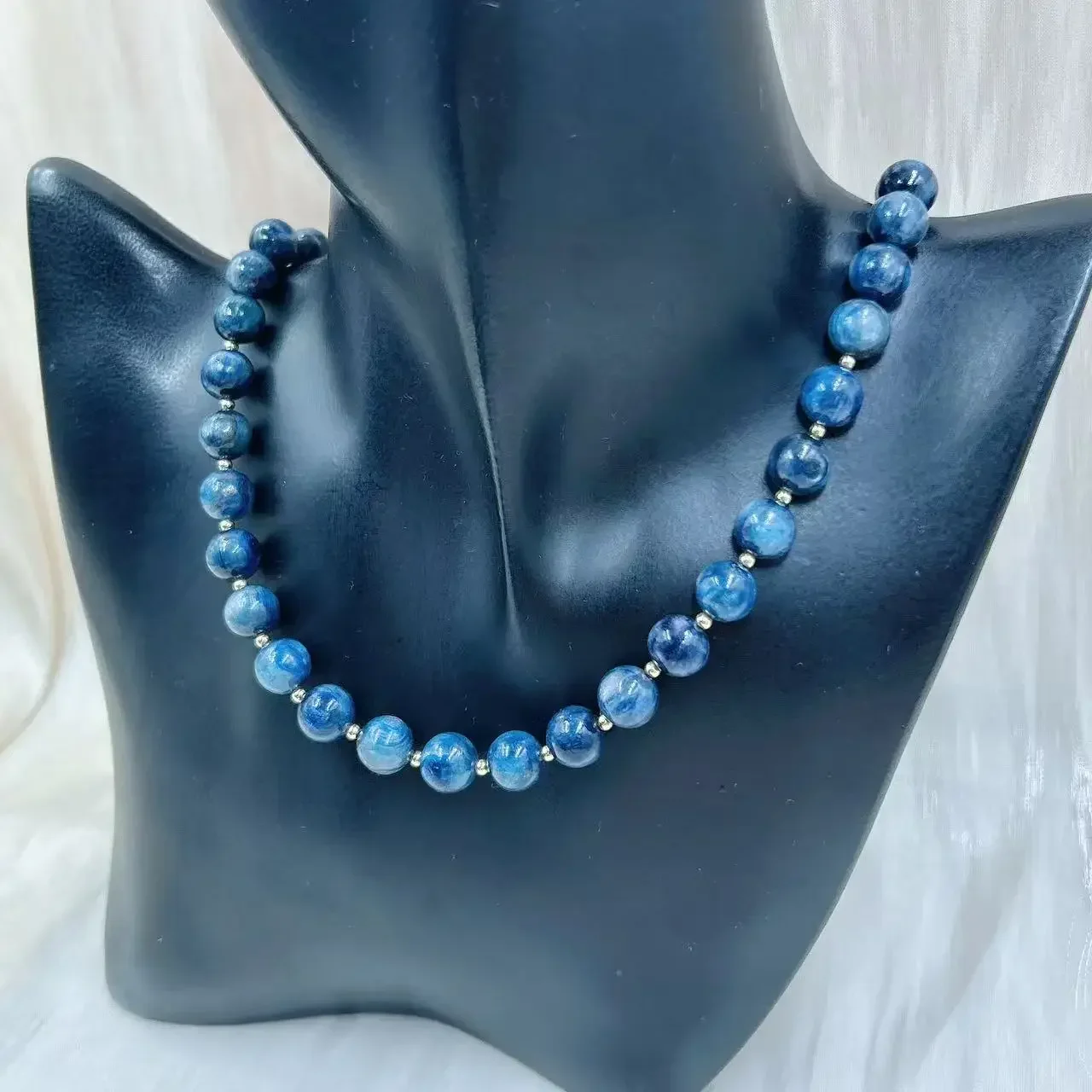 10mm 2mm Women Jewelry Vintage Genuine Kyanite Blue Round Natural Gems Quartz Stone Necklace 17-20inch