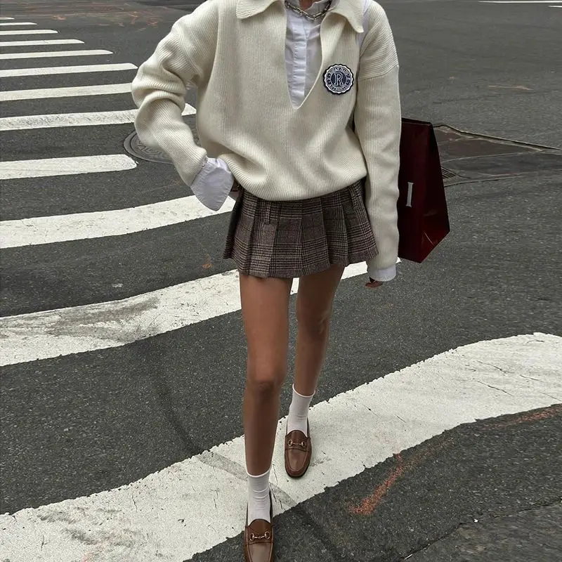 

Fashionable and Sweet College Style V-neck Knitted Long Sleeve T-shirt High Waist Pleated Skirt Set Female Clothing